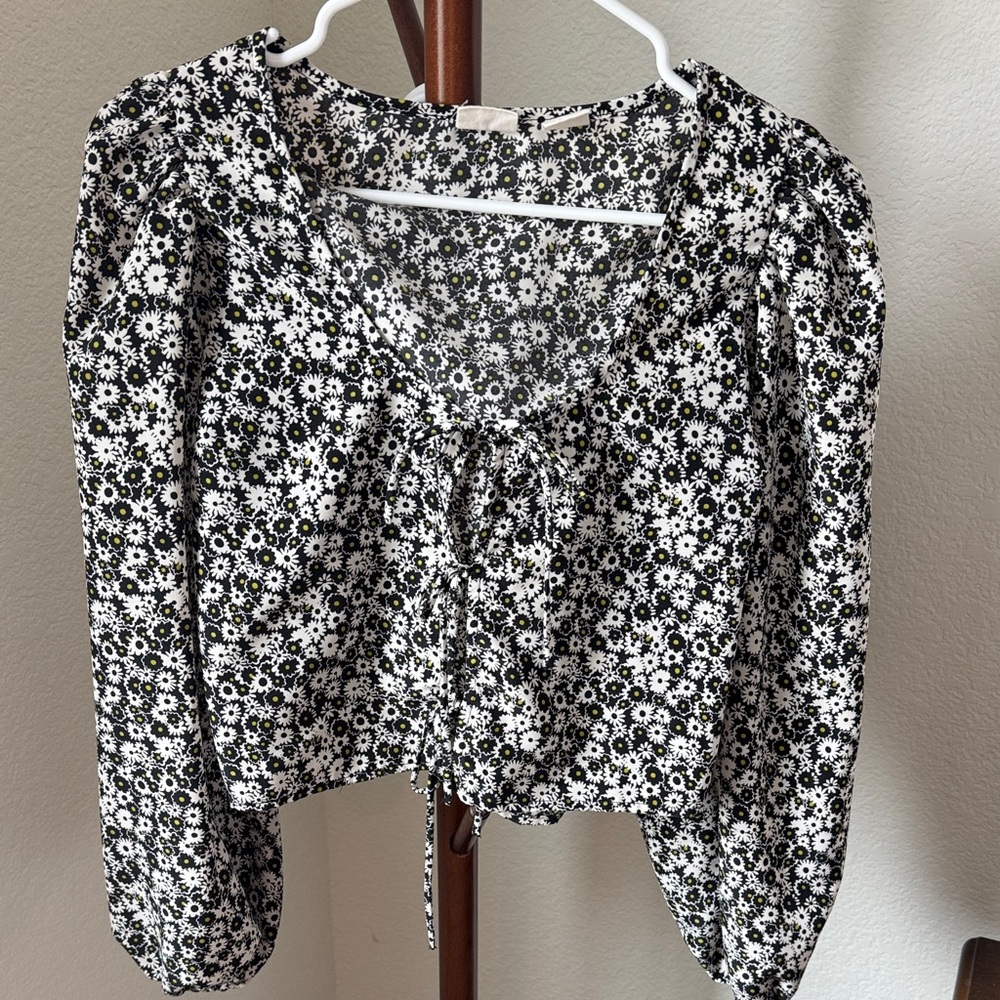 Levi's Black and White Floral Blouse